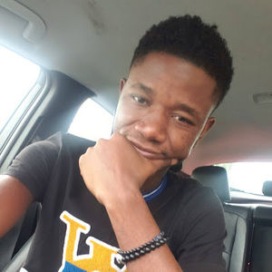 Meet your Posher, Simon